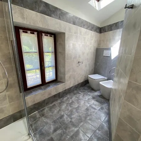 Casa Brown - Con Piscina Privata - バルガ